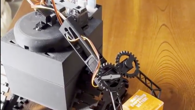ロボット技術の進化：キャタピラとアームの統合プラットフォーム